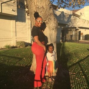 Meet your Posher, Sheneka